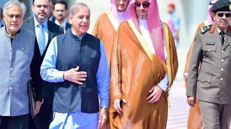 Shehbaz Sharif returns to Islamabad after completing Saudi Arabia visit