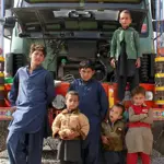 Pakistan hands over 50 children to Afghan authorities