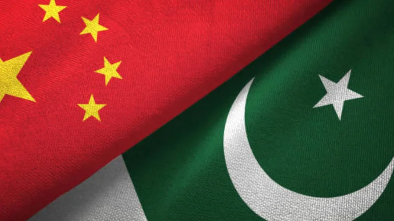 China vows support for Pakistan against terrorism, to strengthen ties