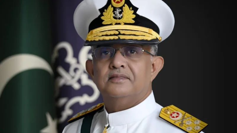 Naval Chief calls for addressing grave threats to marine ecosystems