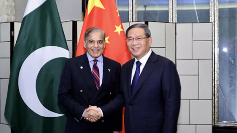 Pakistan, China sign 23 MoU to deepen bilateral cooperation