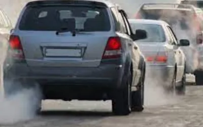 LHC orders impounding smoke-emitting vehicles