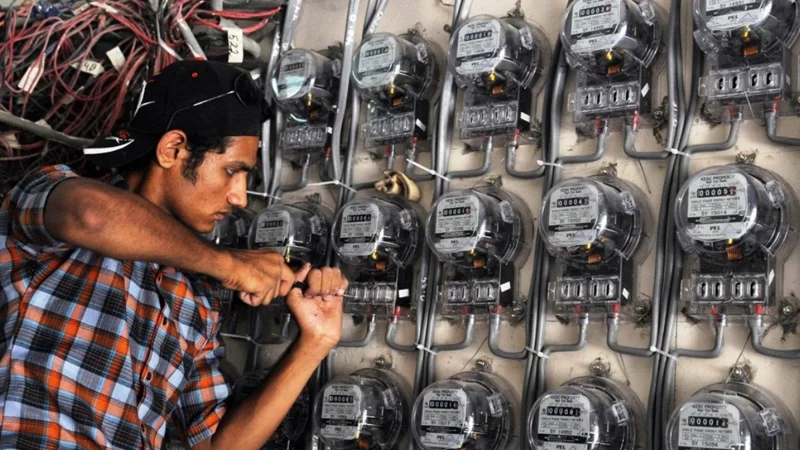 Non-filers to face electricity, gas disconnection: FBR