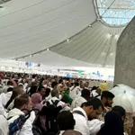 Over 1.8m Hujjaj at Mina perform rammi, sacrifice animals
