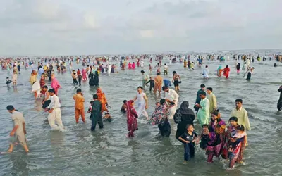 Swimming, diving banned at Keamari beaches as section 144 imposed