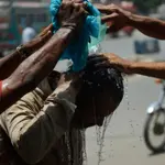 High tempratures to persist throughout country
