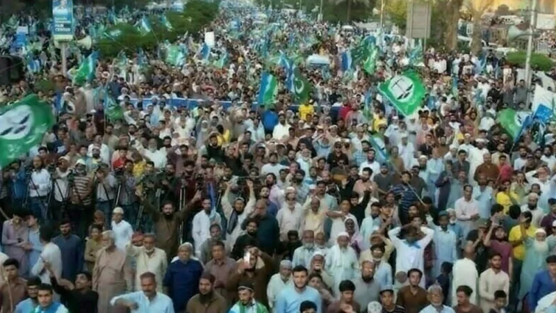 Jamaat-e-Islami protests against high electricity bills, taxes on major highways