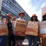 Doctors in England go on strike just before UK General election