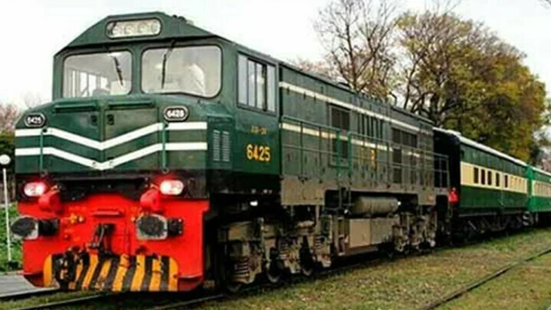 Pakistan Railways Announces Special Summer Vacation Trains