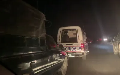 Four cops killed as mobile overturns in Kandhkot