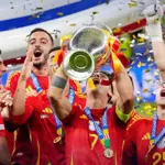 Spain wins Euro 2024 final after defeating England by 2-1