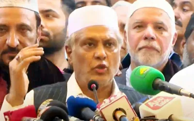 Dar says no decision made to ban Pakistan Tehreek-i-Insaf yet