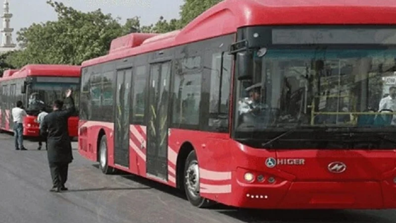 Is Hawkes Bay Beach a Stop on People Bus Service’s R13 Route?