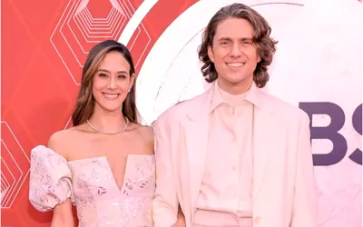 Who is Ericka Hunter? All About Aaron Tveit's Girlfriend