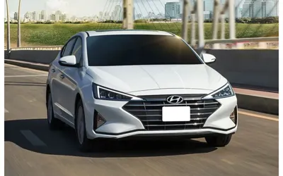 Hyundai Elantra Latest Price in Pakistan & Features - July 2024