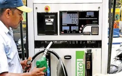 Petrol prices likely to fall in Pakistan