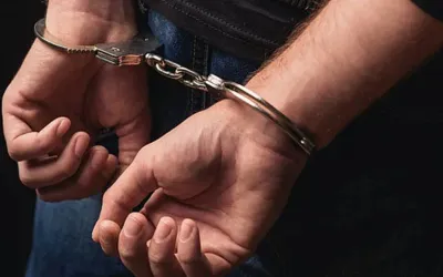 FIA arrests assistant director of NADRA over issuing CNIC to Afghans