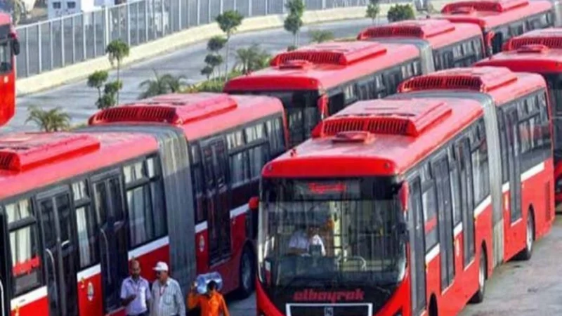 Metro Bus Tracks of Lahore and Rawalpindi to Finally Get Repaired