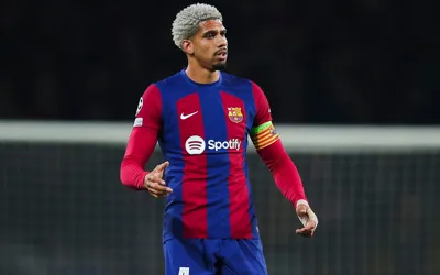 Bayern Munich Eyes FC Barcelona's Star Defender