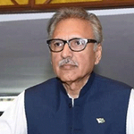 President Alvi pays tribute to Pak Army soldiers
