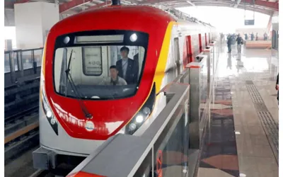 Environmental Move: Orange Line Train to Adopt Solar Power