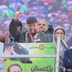 Nawaz again raise questions over plotters of his oust