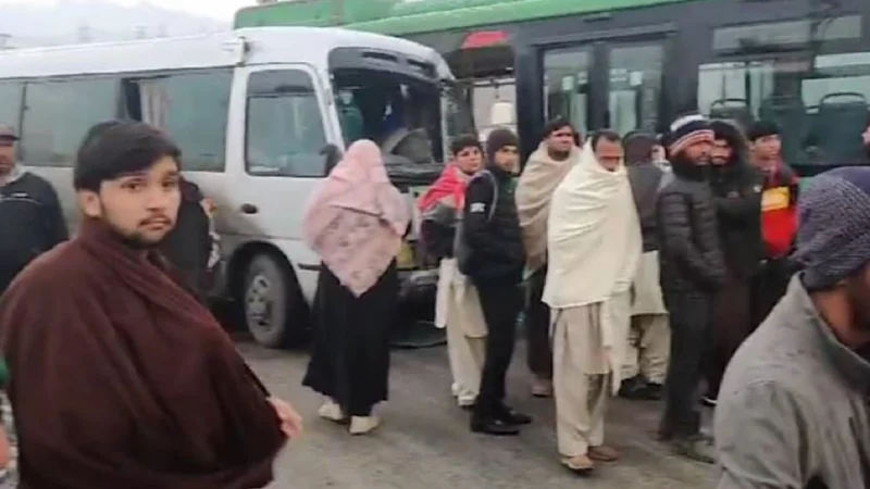 Metro Bus Accident in Islamabad Leaves Multiple hurt