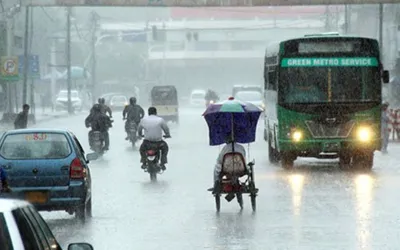 Possible light rain expected in Karachi, cold to Increase