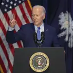 Biden reiterates commitment to border closure 'Right Now' with congressional deal