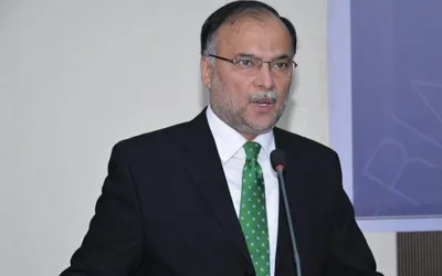 Ahsan Iqbal proposes splitting Pakistan into 12-15 provinces