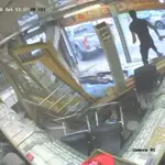 Armed gang ram-raids Pakistan Jewellers in Bradford; owner fights back with baseball bat