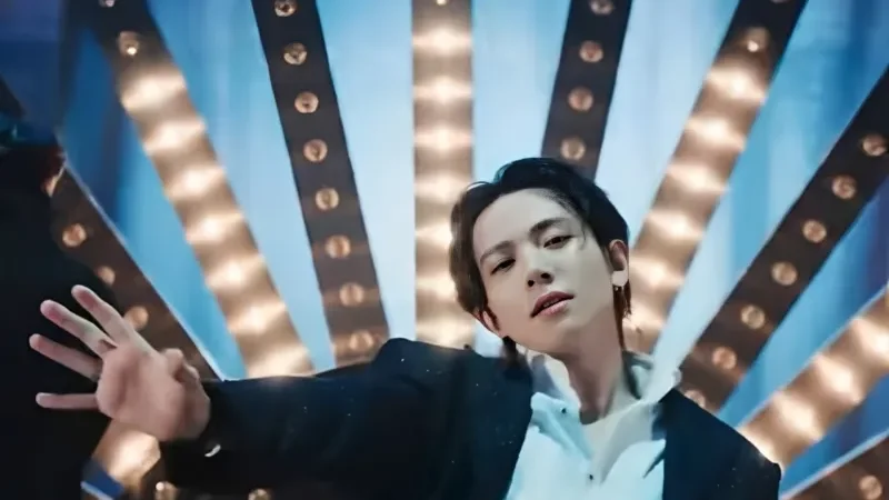 ENHYPEN member Evan ignites fan frenzy with debut mini-album ‘DEATH OF ME’