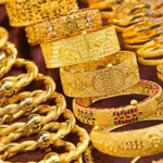 Gold prices fall by Rs4000 per tola in Pakistan