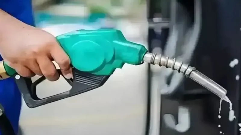 Federal govt raises petrol, diesel prices again