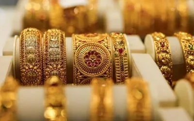 Gold prices recover after four-day slide