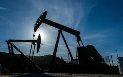 Oil prices surge above $106 as US-Iran tensions fuel supply concerns