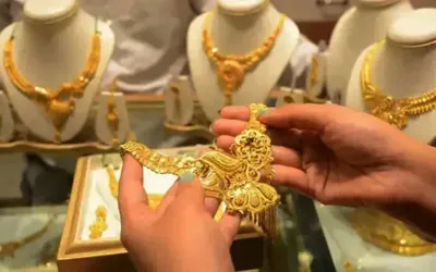 Gold, silver prices fall in Pakistan and global market