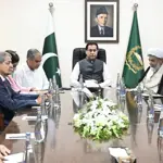 Govt, opposition make progress in talks ahead of Islamabad march