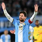 Messi scores, assists in emotional farewell as Argentina beats Benin 3-0