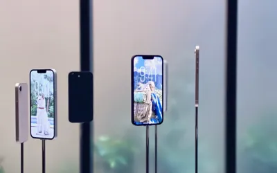 Apple cuts component orders for new iPhones as memory chip costs surge, Nikkei reports