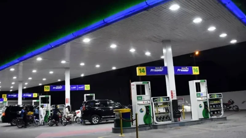 Petrol consumers get minor relief as diesel price rises - petrol, Petroleum Division, price of diesel