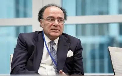 Pakistan expects economy to grow above 4% despite high oil prices, finance minister says