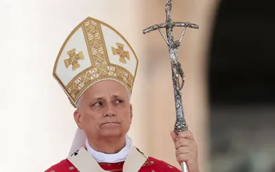 Pope Leo XIV has cancerous tumor removed from right lung