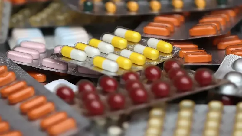 Pakistan to introduce 2D barcodes to curb counterfeit medicines - 2D barcode system, drap, Federal Health Minister, Mustafa Kamal