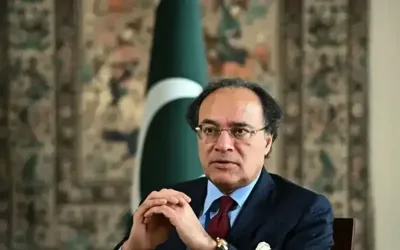 Global conflicts may push up prices of essential goods, Aurangzeb warns