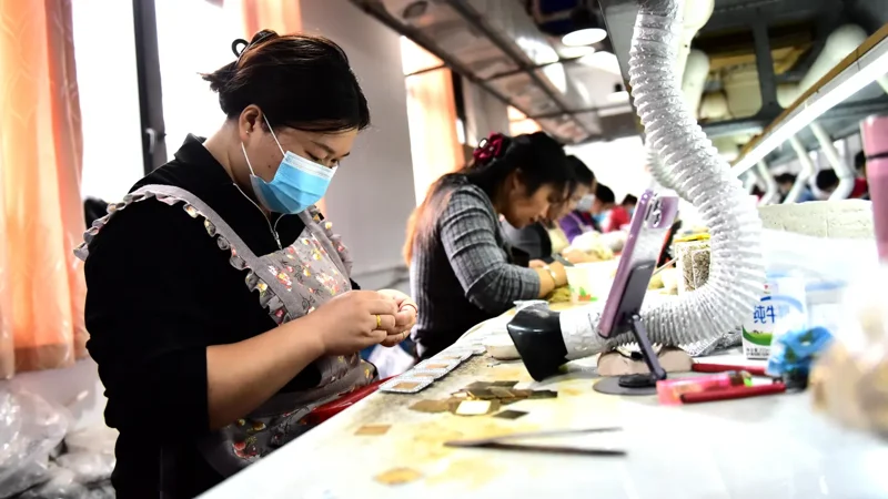 China's industrial profits surge 14.4% in September as AI boom offsets weak consumer demand