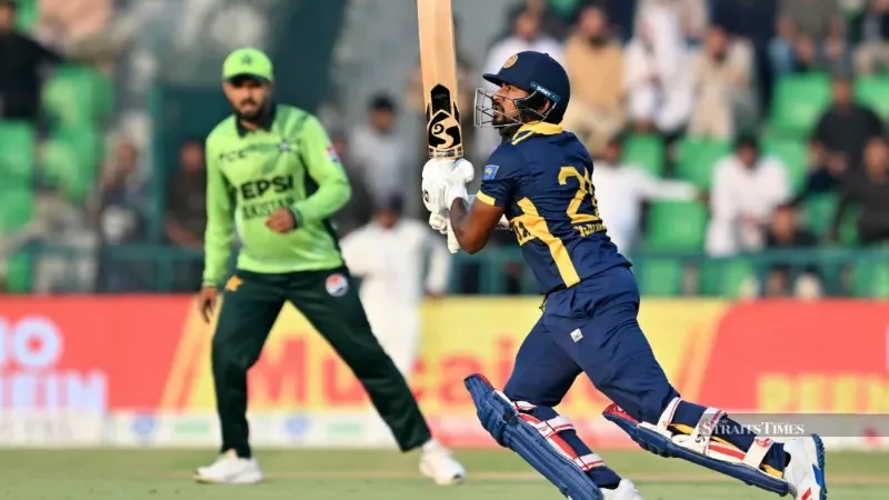 Sri Lanka crush Pakistan by eight wickets in tri-nation series - Babar Azam, Pakistan, Sri Lanka, Sri Lankan captain