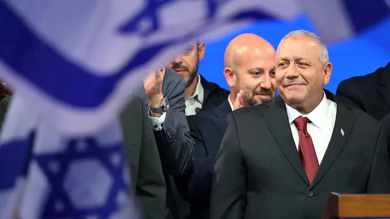 Netanyahu, Eisenkot both vow to form government After Israeli election ends in deadlock