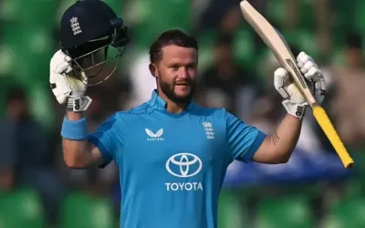 England set Sri Lanka 387-run target in tri-nation series finale