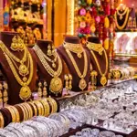 Gold prices plunge by Rs10,800 per tola in Pakistan